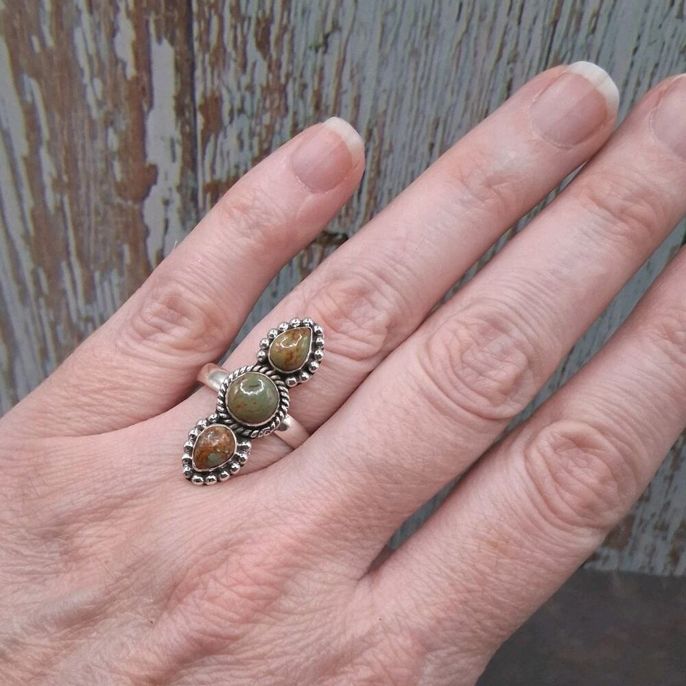 Sterling Silver Royston Turquoise Ring size 9 Dark Green 3 Stone Southwestern - Picture 5 of 10